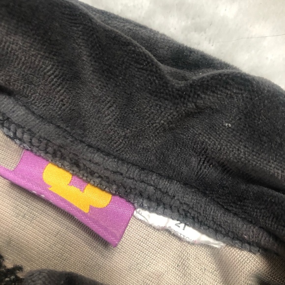 3/$15 - Picture 5 of 7